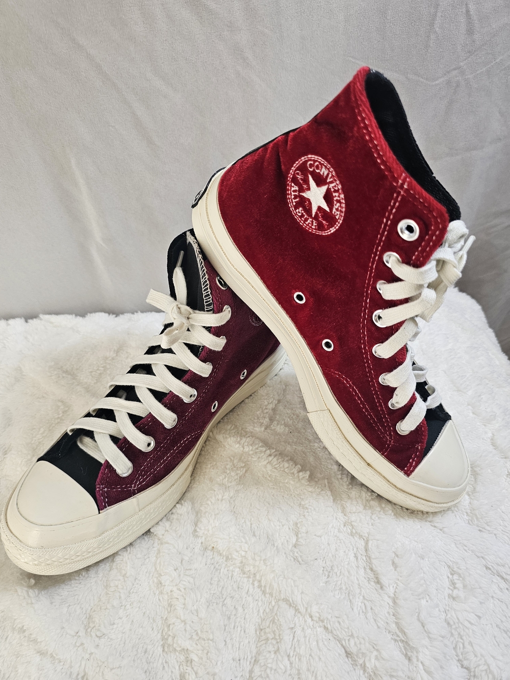 Converse Chuck 70 Beyond Velvet‎ Sneakers Men's Size 7.5  Women 9.5